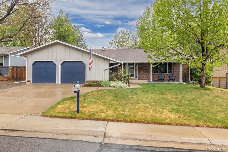 2622 Brentwood Ct, Lakewood, CO 80227