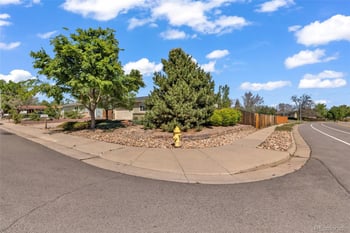 15949 E Brunswick Dr, Aurora, CO 80013