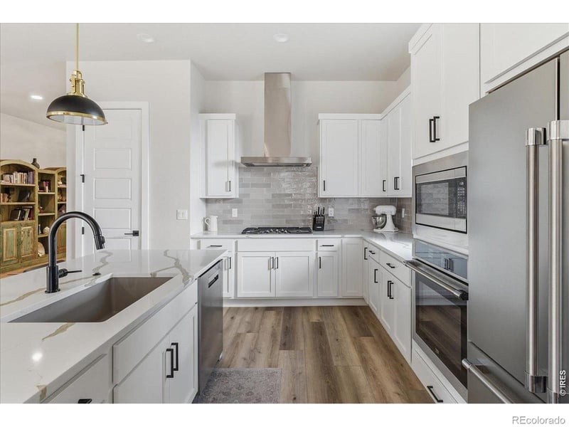 1727 Barefoot Dr, Windsor, CO 80550