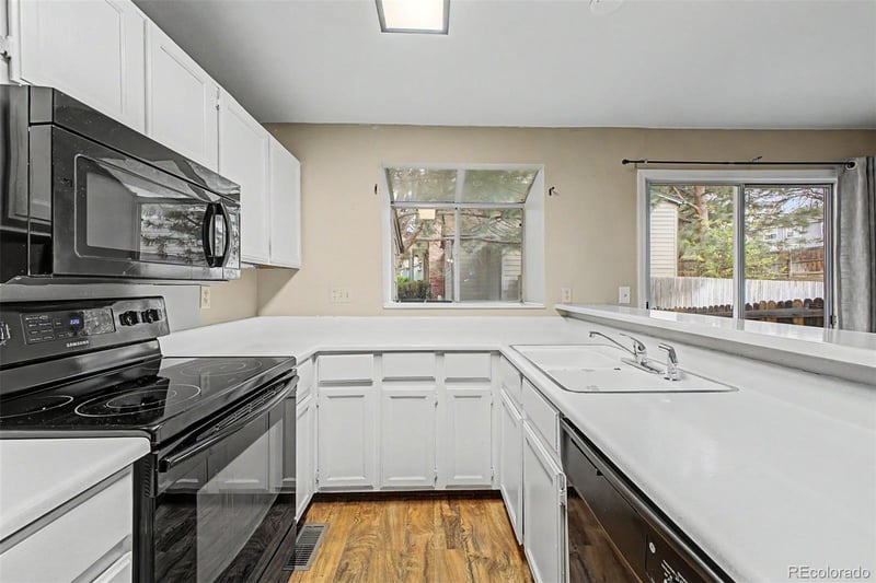 17365 Rice Cir #B, Aurora, CO 80015