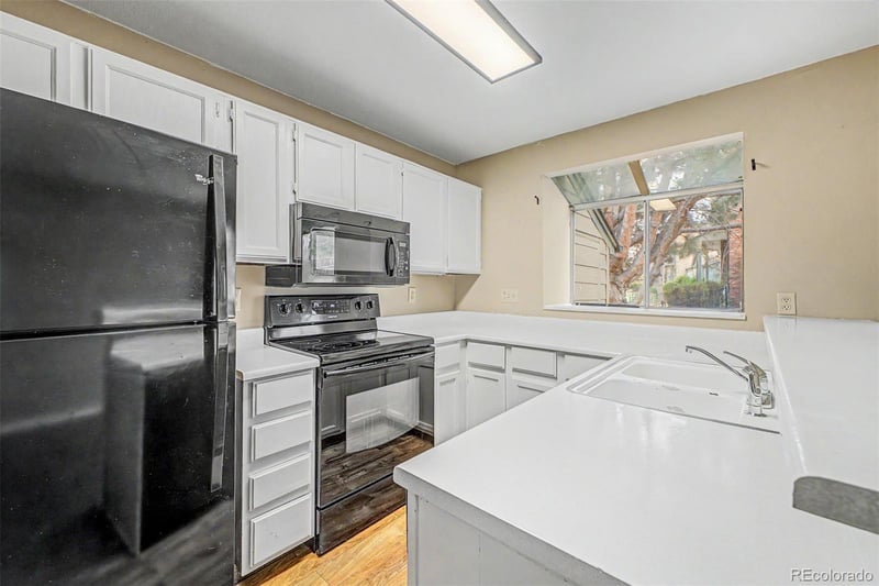 17365 Rice Cir #B, Aurora, CO 80015