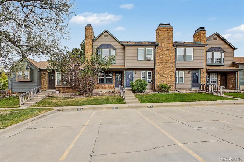17365 Rice Cir #B, Aurora, CO 80015