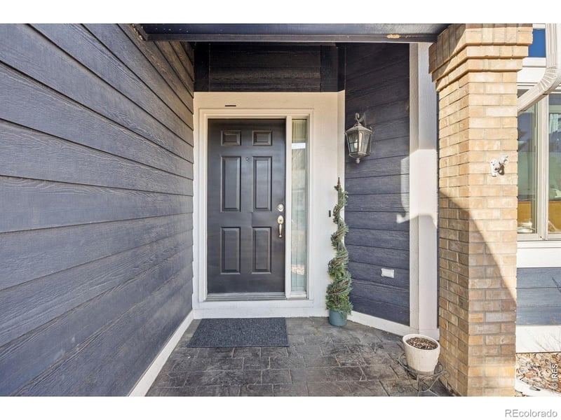 387 Oak Ln, Broomfield, CO 80020