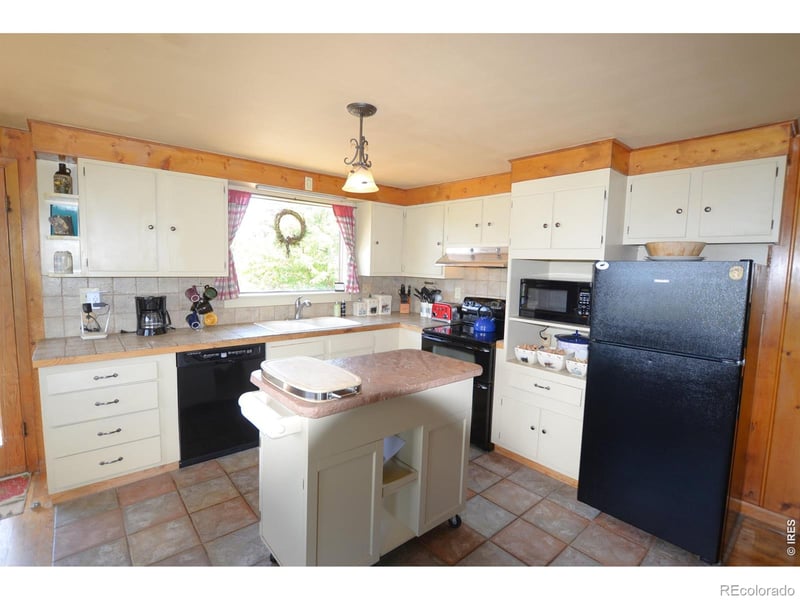 1251 Giant Track Rd, Estes Park, CO 80517