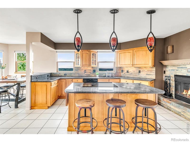 11730 Pointe View Dr, Longmont, CO 80503
