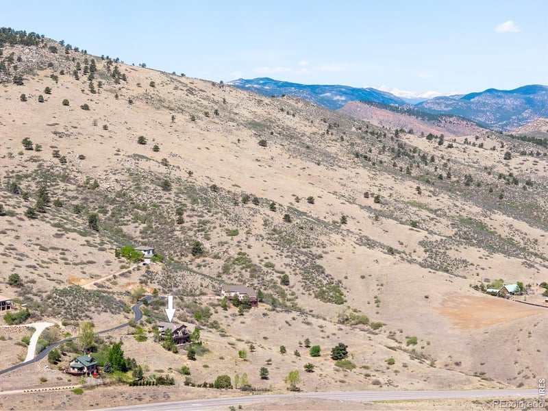 11730 Pointe View Dr, Longmont, CO 80503