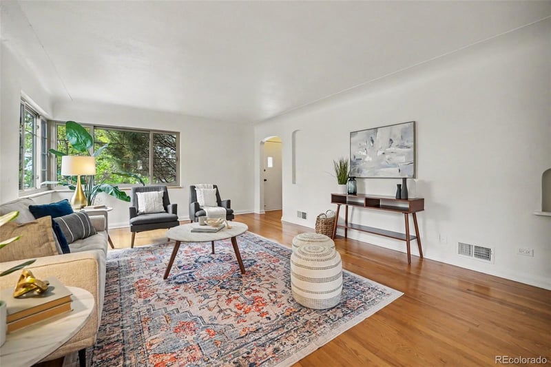 1068 Monroe St, Denver, CO 80206