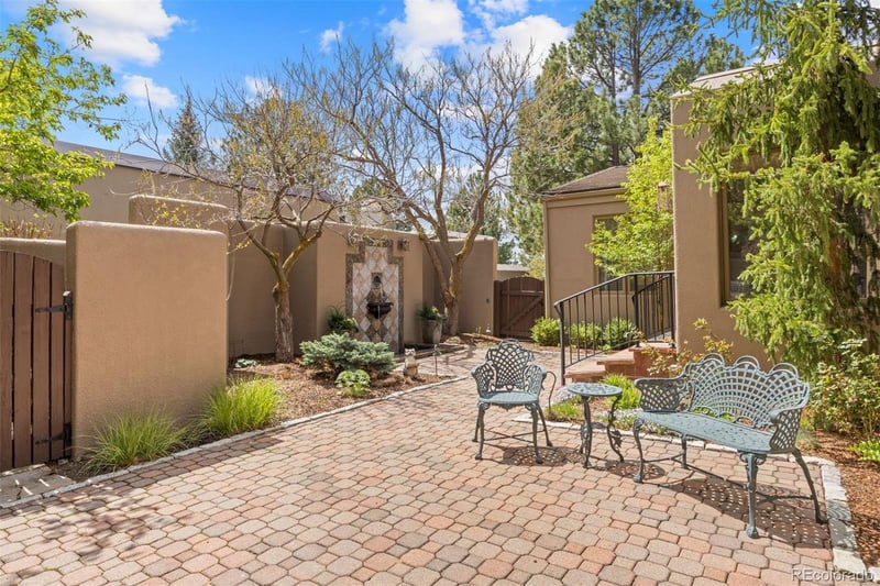 2237 Ridge Plaza Dr, Castle Rock, CO 80108