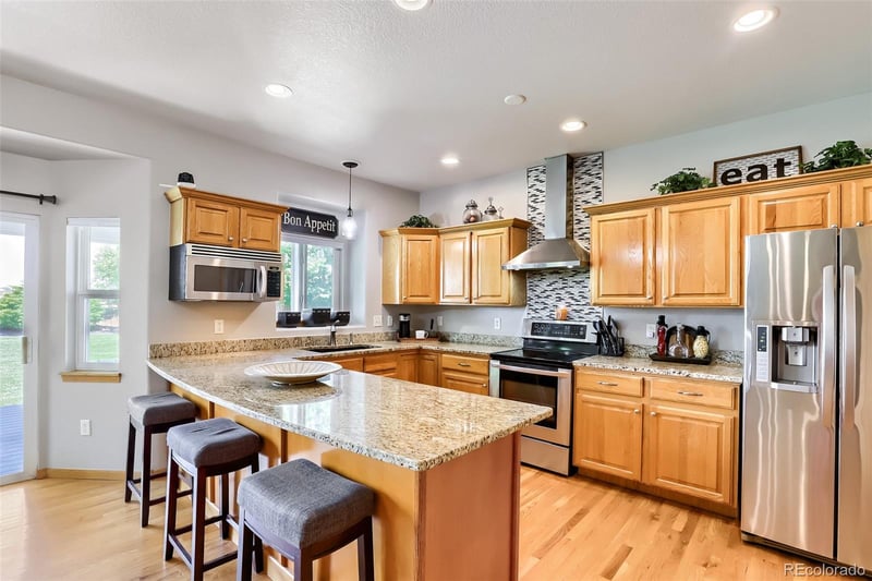 805 Waxberry Ct, Loveland, CO 80538