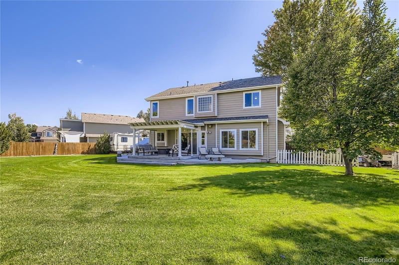 805 Waxberry Ct, Loveland, CO 80538