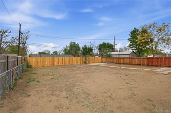 6441 Siegal Ct, Commerce City, CO 80022