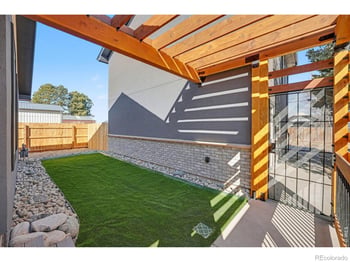 125 6th St, Dacono, CO 80514