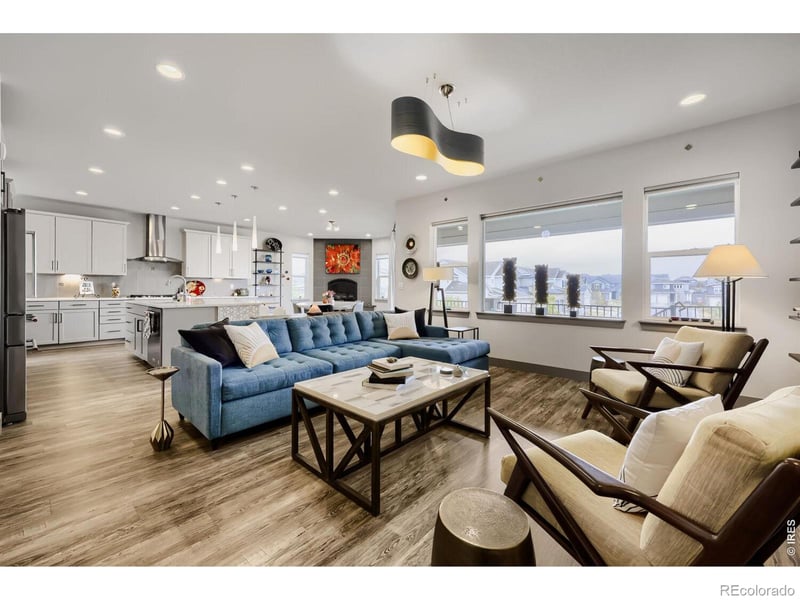 18401 93rd Pl, Arvada, CO 80007