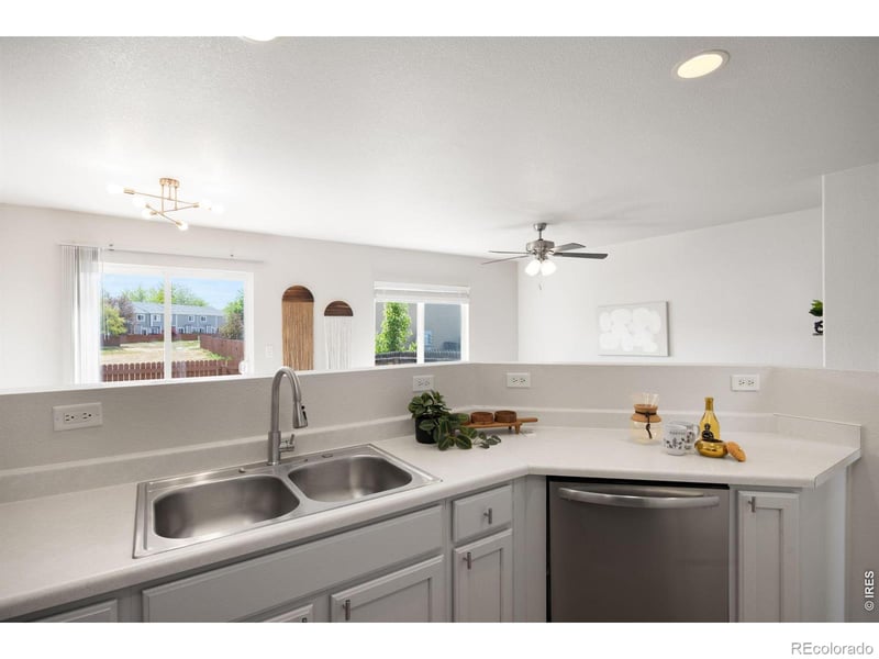 2032 Dove Creek Ct, Loveland, CO 80538
