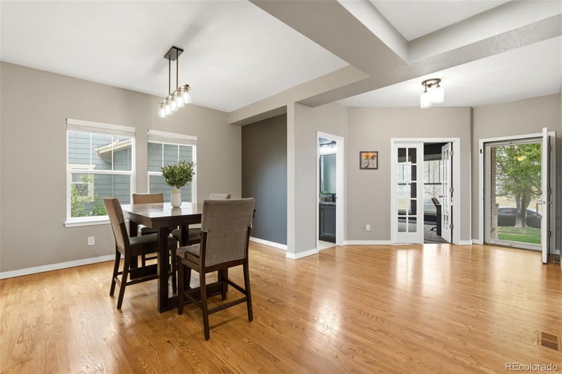 25295 Park Crescent Dr, Aurora, CO 80016