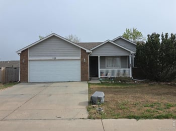316 28th St Ln, Greeley, CO 80631