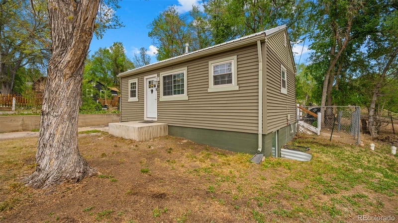 740 Depew St, Lakewood, CO 80214