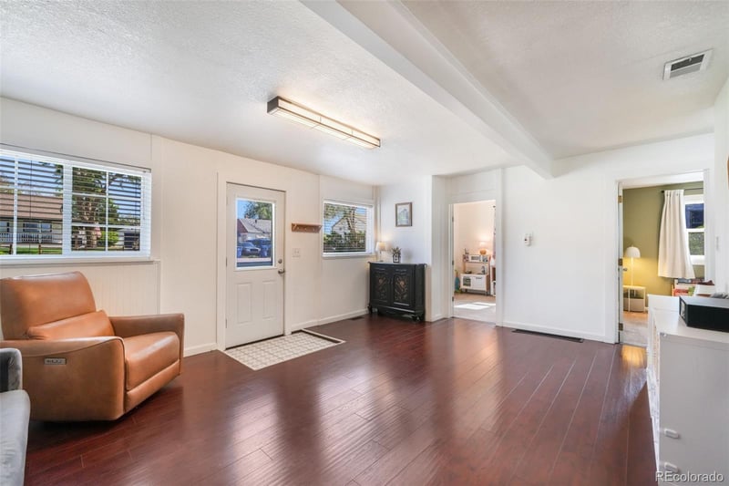 11860 Independence Ave, Lakewood, CO 80401