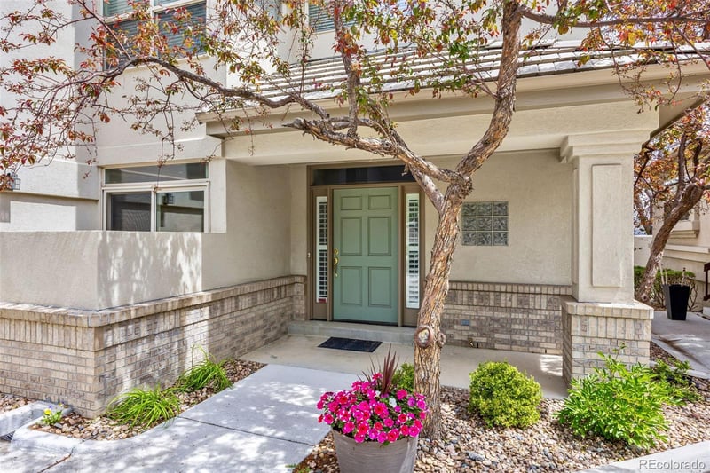 9647 Arbor Pl, Englewood, CO 80111