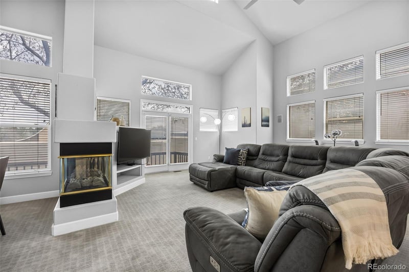 9647 Arbor Pl, Englewood, CO 80111