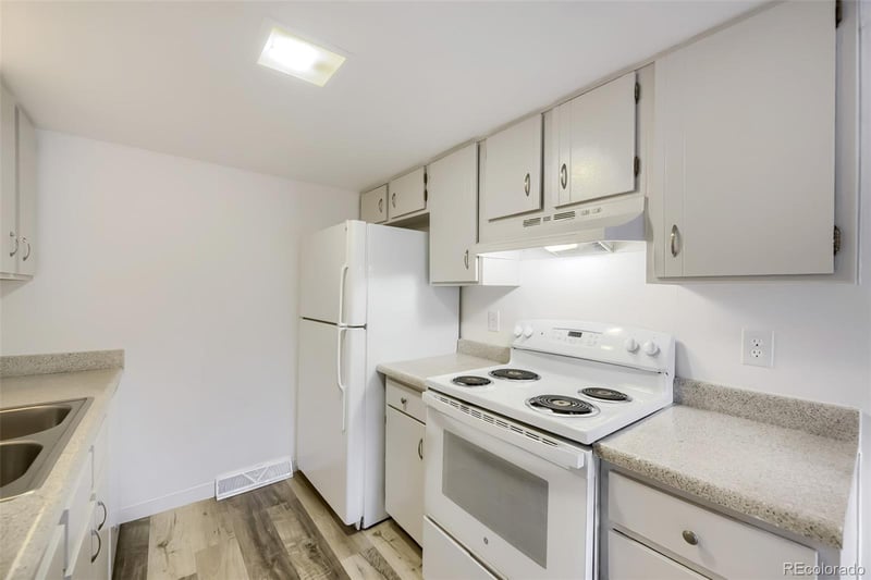1246 Sable Blvd, Aurora, CO 80011