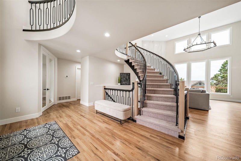 6 Amberwood Ln, Littleton, CO 80127