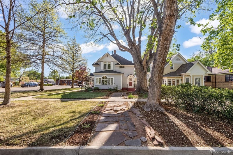 825 6th Ave, Longmont, CO 80501