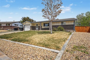 5205 86th Ave, Arvada, CO 80003