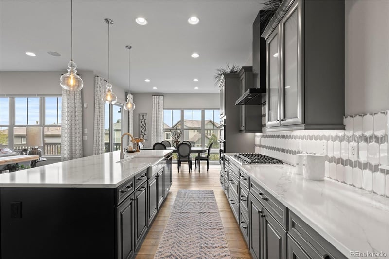 485 Meadowleaf Ln, Highlands Ranch, CO 80126