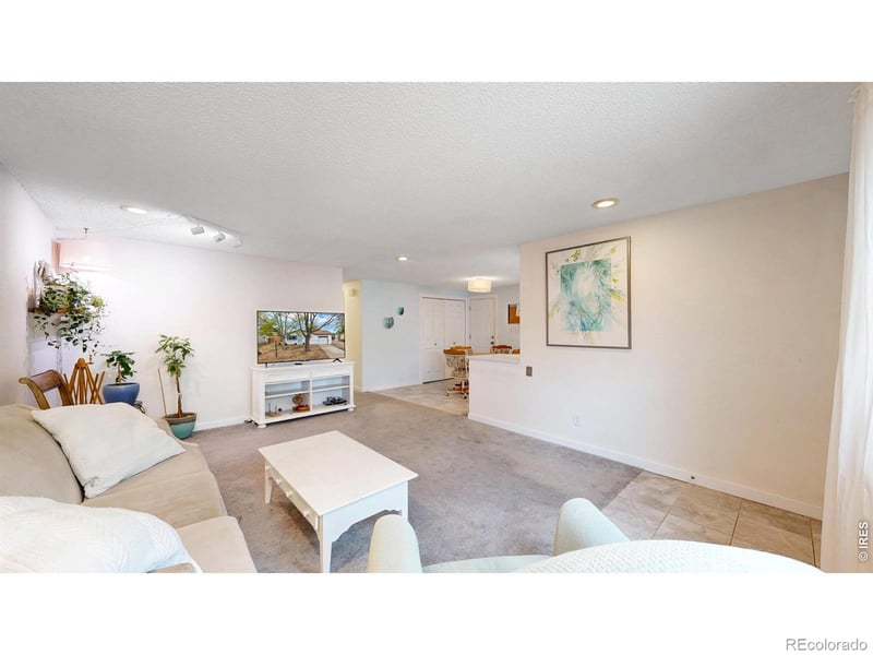 613 Chestnut Dr, Loveland, CO 80538