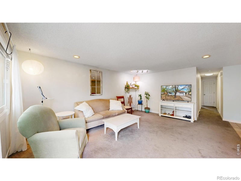 613 Chestnut Dr, Loveland, CO 80538