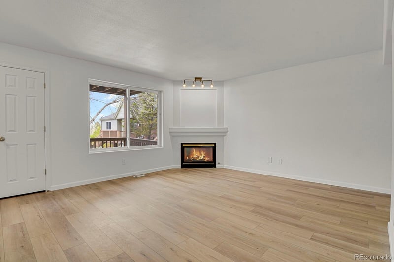 18505 4th Pl, Golden, CO 80401