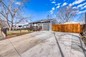 19093 22nd Dr, Aurora, CO 80011