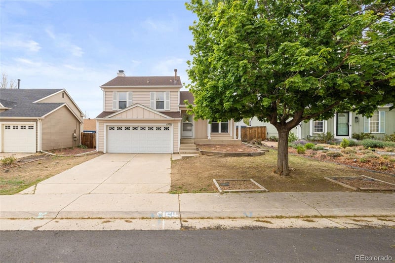 19751 Dartmouth Pl, Aurora, CO 80013