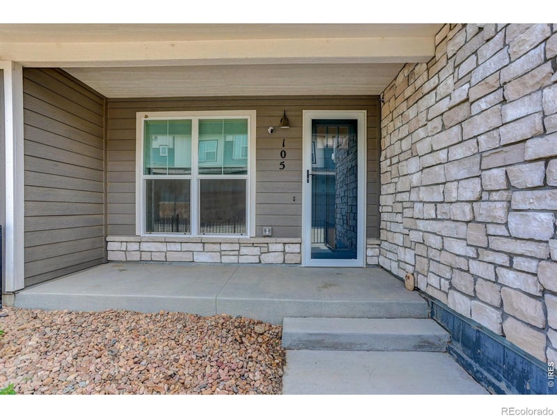 330 High Point Dr #105, Longmont, CO 80504