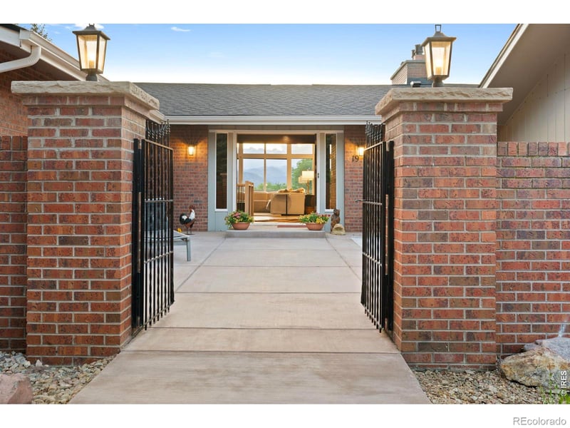 19 Ridge Rd, Boulder, CO 80303