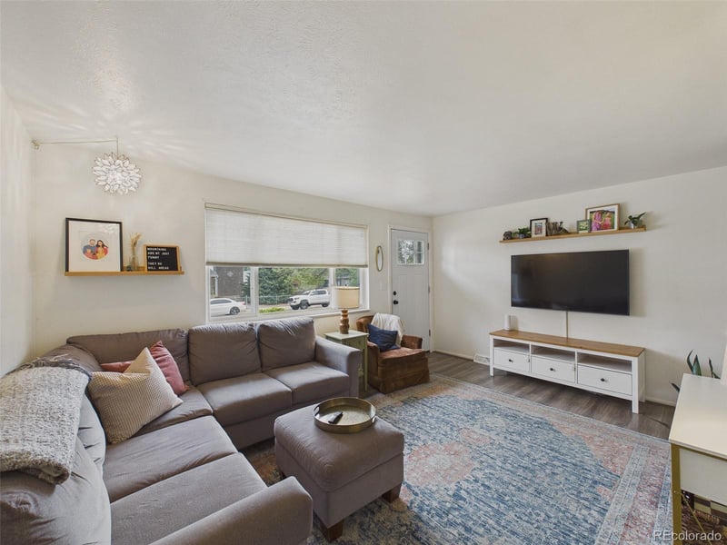 851 Miller Ct, Lakewood, CO 80215
