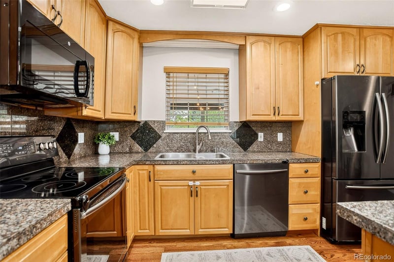 7530 Johnson St, Arvada, CO 80005