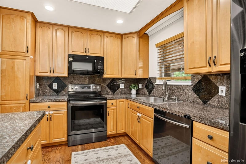 7530 Johnson St, Arvada, CO 80005