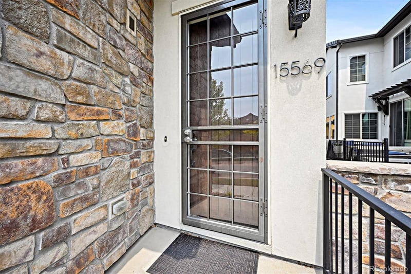 15569 W La Salle Ave, Lakewood, CO 80228