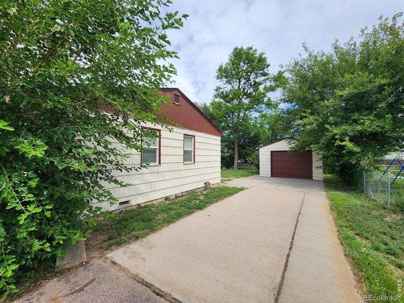 276 Colorado Pl, Sterling, CO 80751
