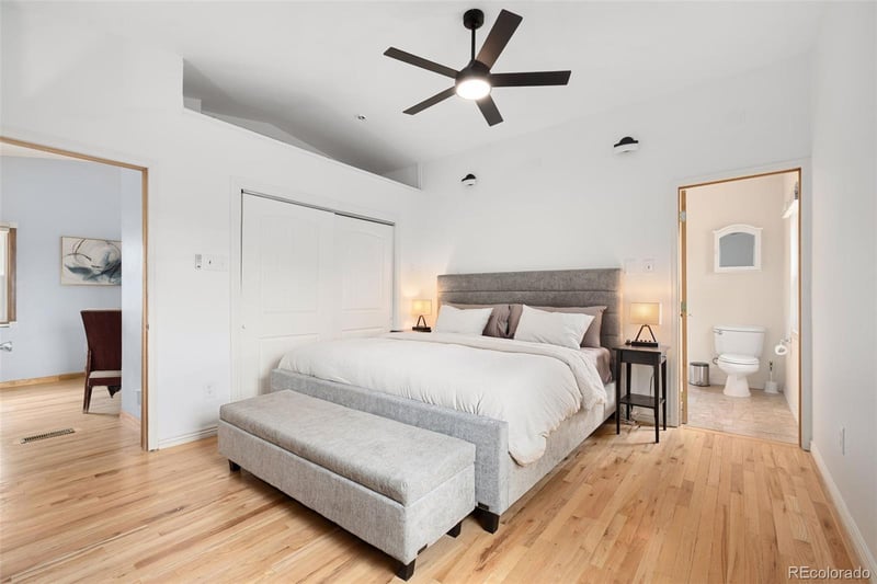 9565 52nd Ave, Arvada, CO 80002