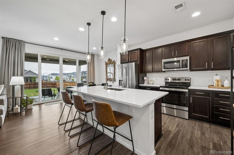 965 Waterloo Ct, Aurora, CO 80018