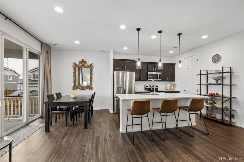 965 Waterloo Ct, Aurora, CO 80018