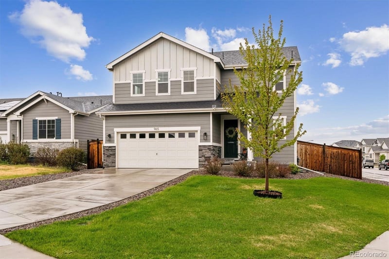 965 Waterloo Ct, Aurora, CO 80018