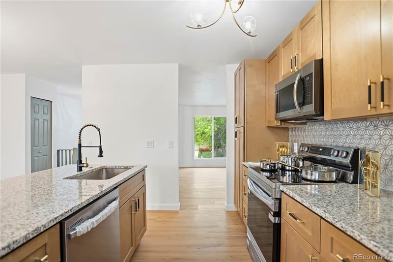 18035 E Iowa Dr, Aurora, CO 80017