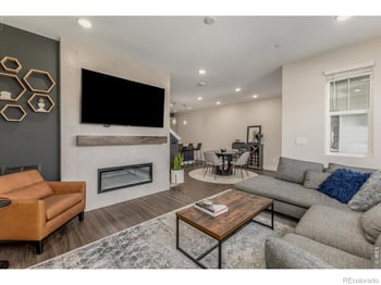 2563 69th Pl, Denver, CO 80221