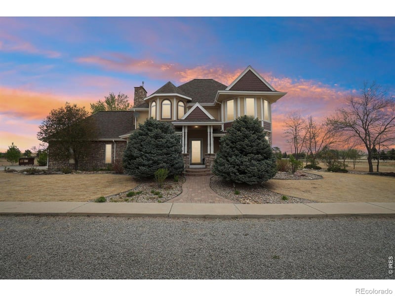 9743 Yellowstone Rd, Longmont, CO 80504
