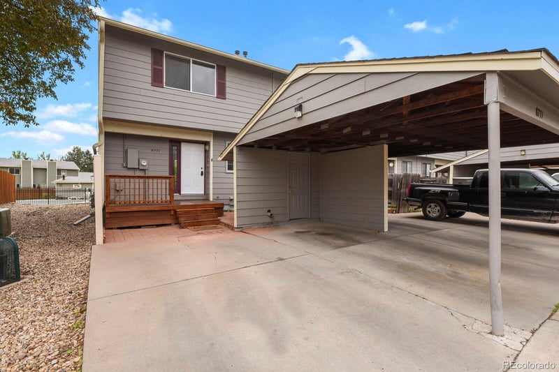 8771 Carr Loop, Arvada, CO 80005