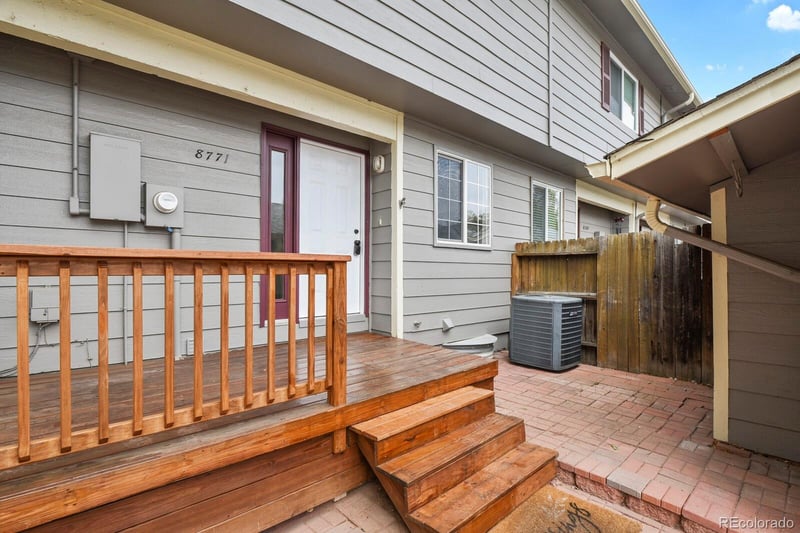 8771 Carr Loop, Arvada, CO 80005